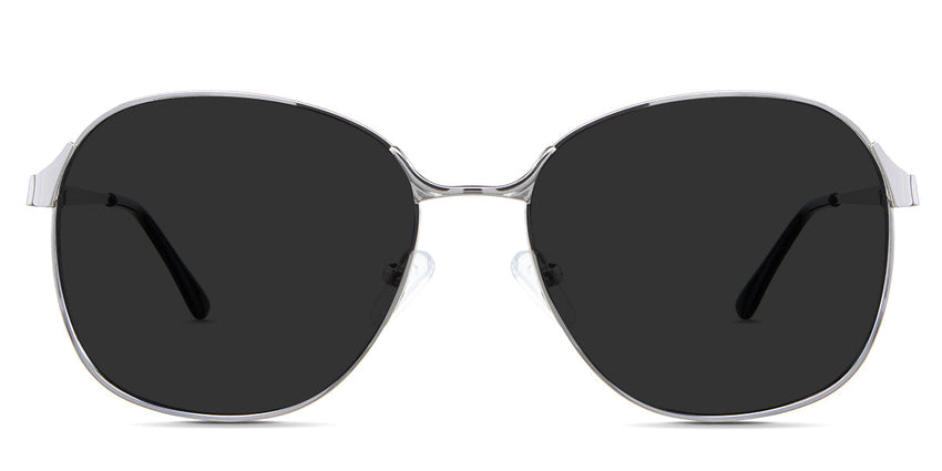 Sara Gray Polarized in the Guinea variant - it's a full-rimmed frame with a narrow-sized nose bridge and a slim temple arm.
