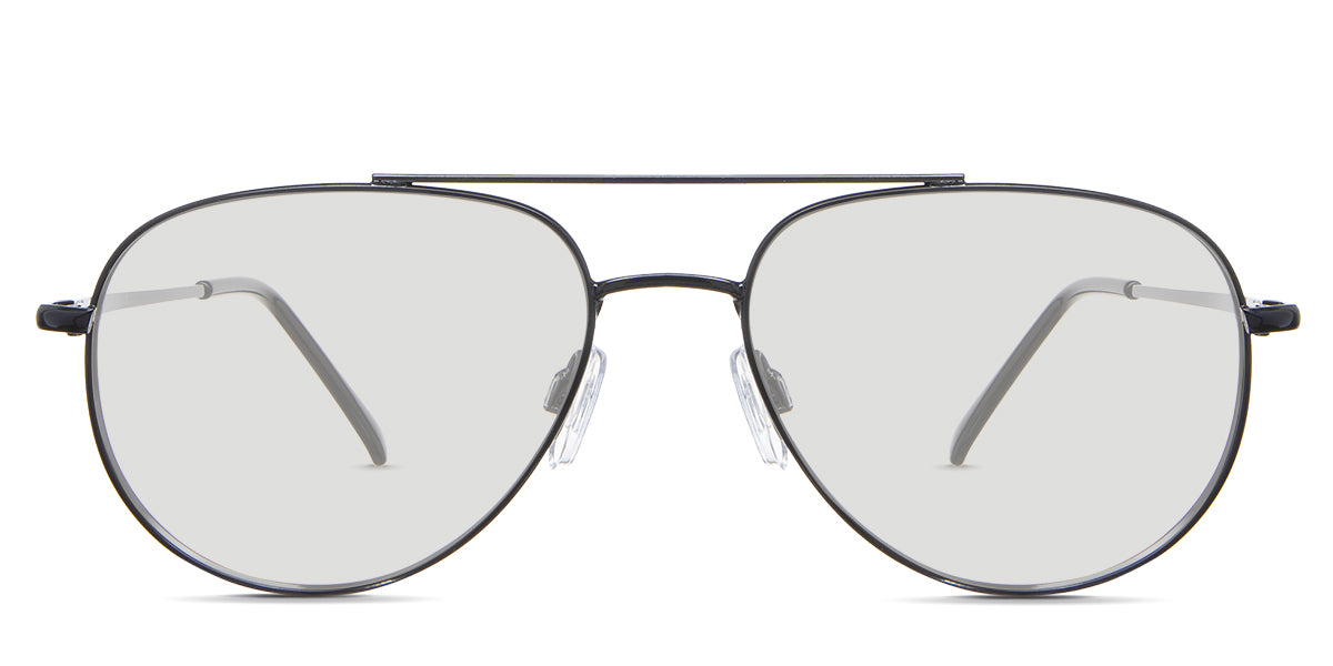 Shiloh black Standard Solid is in the sumi variant - It's a metal frame with a U-shaped nose bridge and a combination of metal and acetate arm.