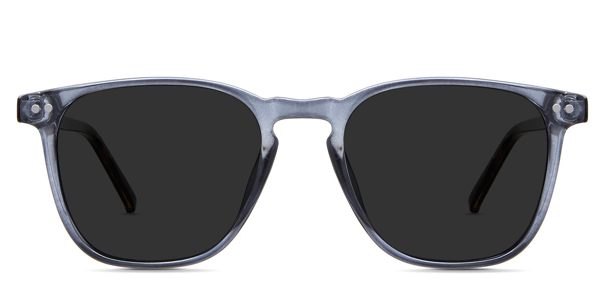 Thea gray Polarized in the Marengo variant - it's a round-square-shaped frame with a built-in nose bridge.