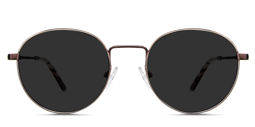 Adler Gray Polarized in the Rosarium variant - is a full-rimmed two-toned metal frame with silicone adjustable nose pads and acetate temple tips.