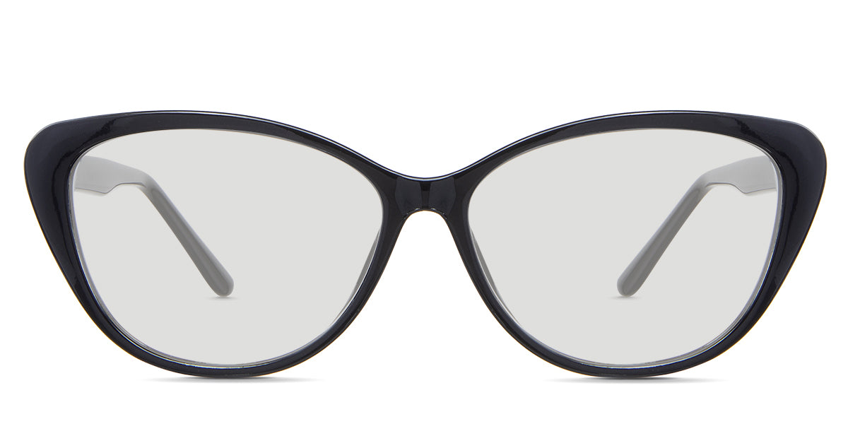 Amber black tinted Standard Solid glasses in the Latte variant - it's a full-rimmed frame with built-in nose pads and medium-thick arms.