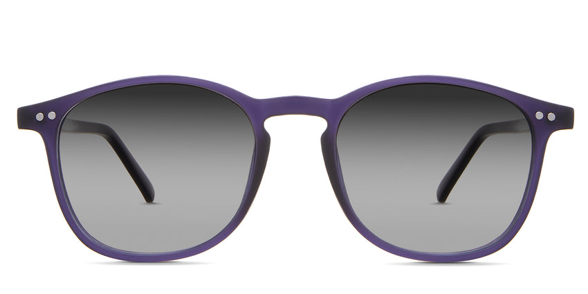 Coven black Gradient in the Hyacinth variant it's an acetate full-rimmed frame with a wide nose bridge and short temple.