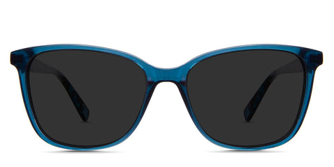 Crowley Black Sunglasses Standard Solid in the wave variant - it's a  square full-rimmed frame with a U-shaped nose bridge.