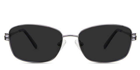 Esther black tinted Standard Solid in the Shrike variant - it's a metal frame with a U-shaped nose bridge and a short temple arm of 135mm.