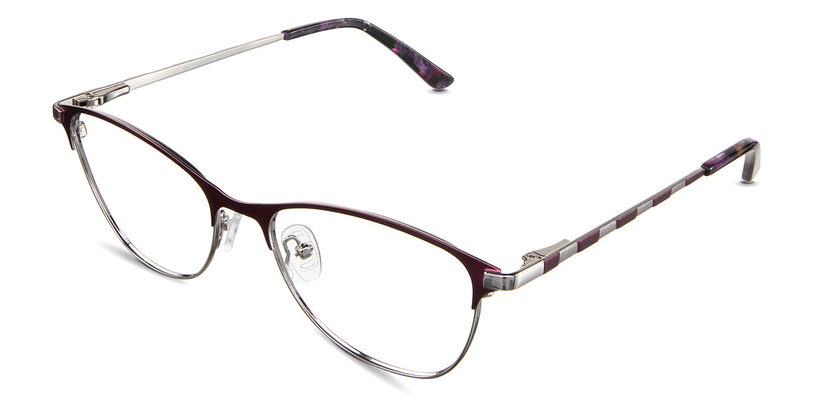 Isla eyeglasses in the viola variant - have an adjustable nose pads.