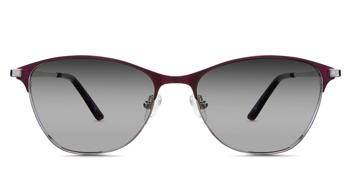 Isla black sunglasses Gradient in the Viola variant - it's an oval-shaped frame with adjustable nose pads and a slim metal temple arm.
