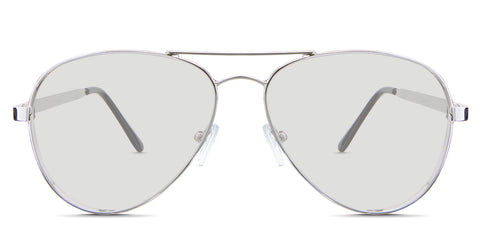 Ives black tinted Standard Solid glasses in the Guinea variant - is an aviator-shaped frame with an adjustable nose bridge and a regular thick temple arm 145mm long.