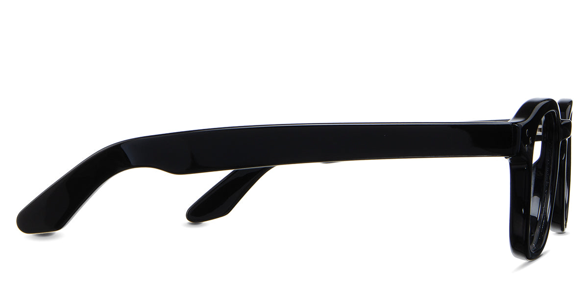 Jovi Eyeglasses in the midnight variant - it's a full-rimmed acetate frame.