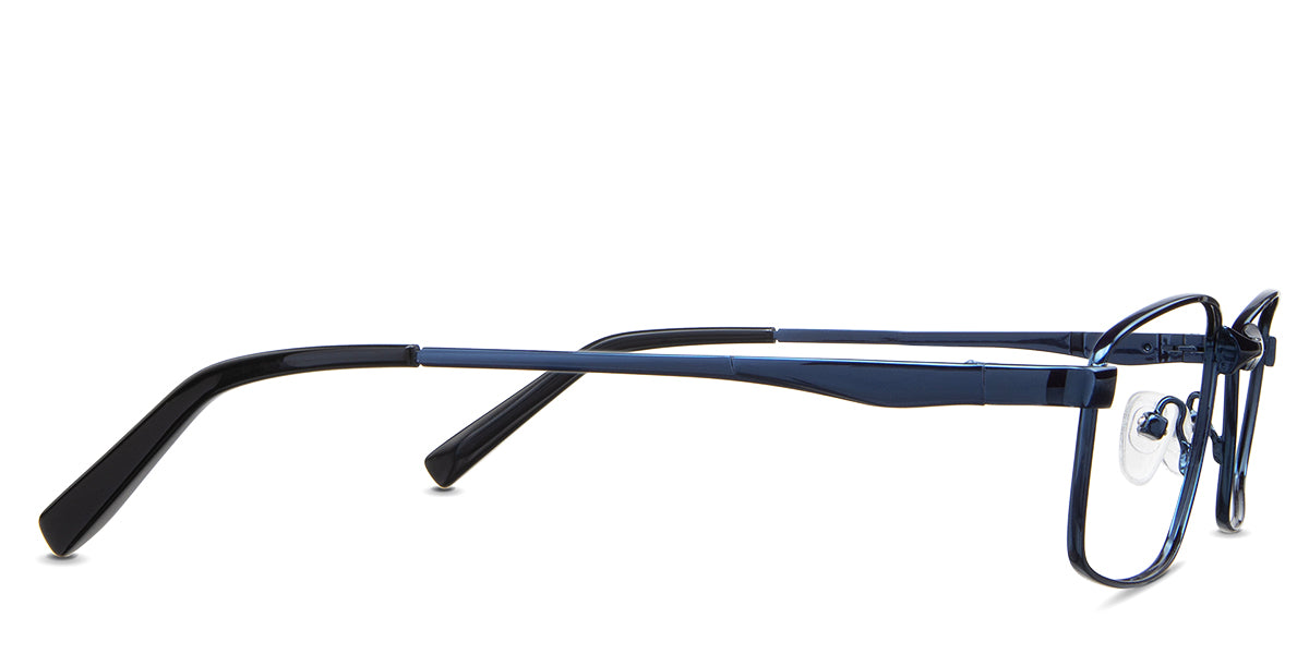 Juan eyeglasses in the lazuli variant - have slim temple arms.