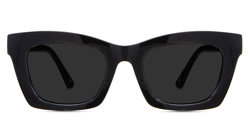 Lana Black Sunglasses Standard Solid in the midnight variant - is a rectangular, square frame with a U-shaped nose bridge and a company and frame information inprints inside the arm.
