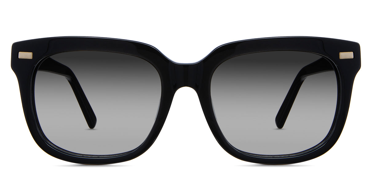 Mun Black Sunglasses Gradient in the midnight variant - have a broad rim with small rectangular metal emboss on the end piece and a U-shaped nose bridge.