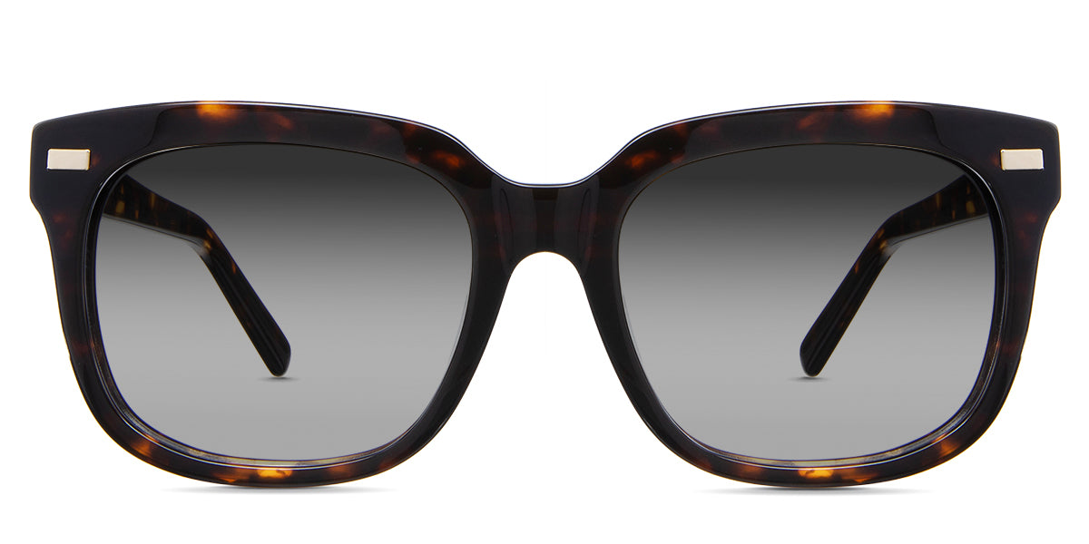 Mun Black Sunglasses Gradient in the sacalia variant - is an acetate frame with a combination of square and oval shapes and a 150mm temple length with a visible wire core.