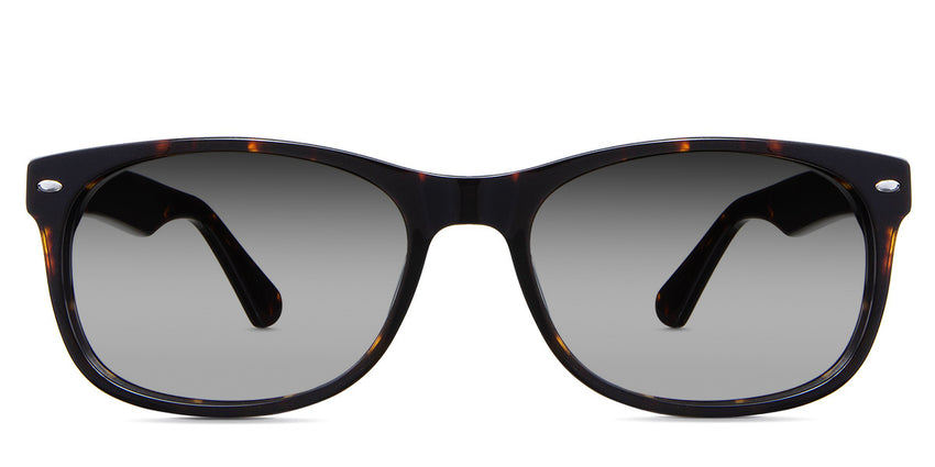 Niel black tinted Gradient sunglasses in the sacalia variant - it's a rectangular frame with a narrow width nose bridge of 18mm and a broad arm and tips.