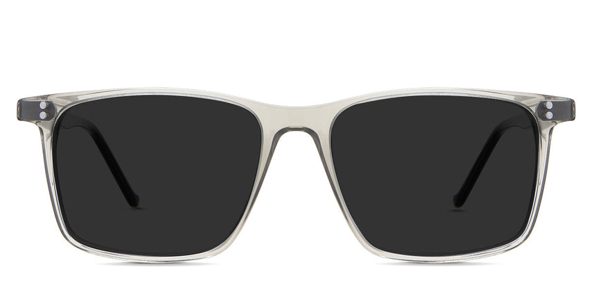 Patrick Gray Polarized sunglasses is in the Kombu variant - it's a thin, medium-sized frame with a narrow size 17mm nose bridge and a golf head shape temple end tips.