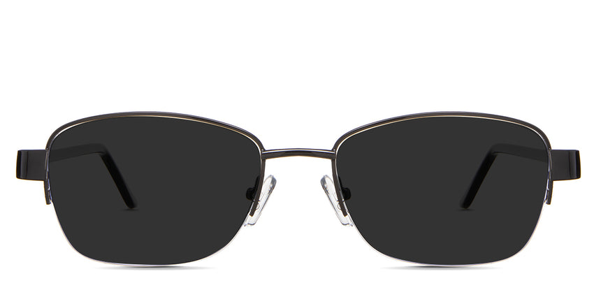 Sadie black Standard Solid is in the Tursiops variant - a metal frame with adjustable nose pads and an acetate temple.