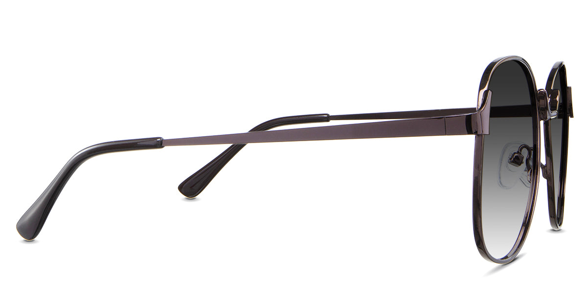 Nutmeg-Black-Gradient