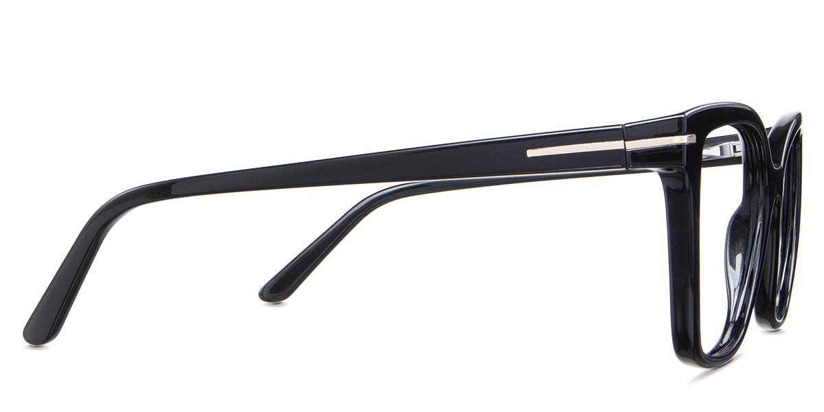 Savanna eyeglasses in the midnight variant - have a short temple arm of 140mm.