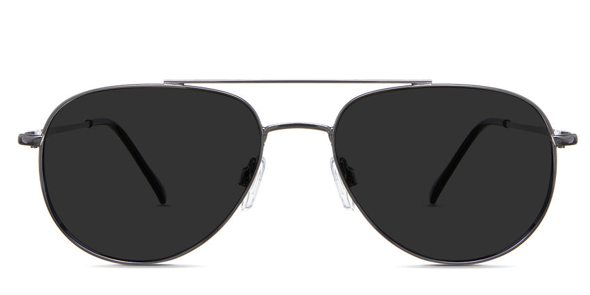 Shiloh Gray Polarized in the Gravel variant - it's a slim metal frame in aviator shape with the arm connected close to the middle of the rim and has rounded shape temple tips.
