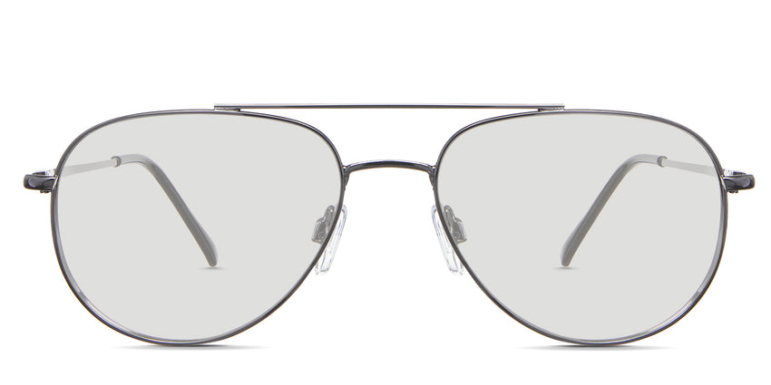 Shiloh black Standard Solid in the Gravel variant - it's a slim metal frame in aviator shape with the arm connected close to the middle of the rim and has rounded shape temple tips.