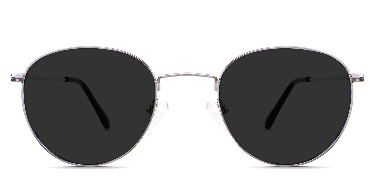 Sol gray Polarized in the Silver variant - is a full-rimmed metal frame with a wide nose bridge and a combination of a metal arm and acetate tips.