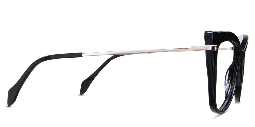Susan eyeglasses in the lasius variant - have a slim metal arm.