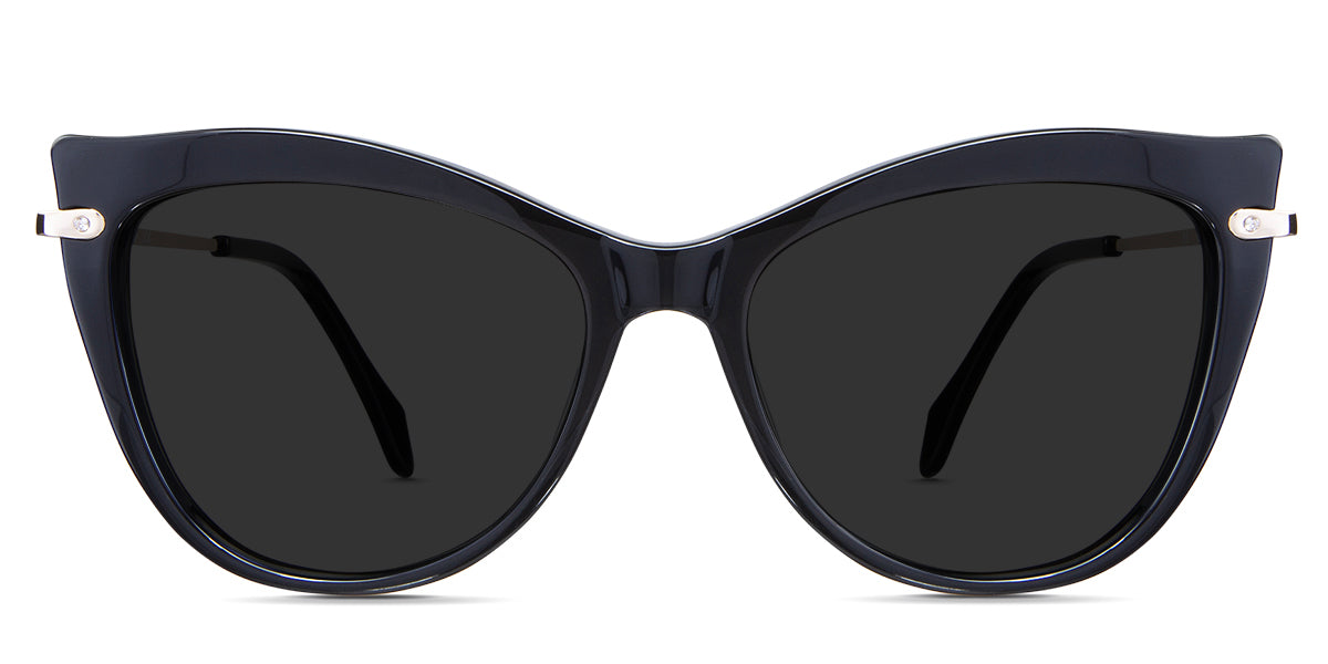 Susan Black Sunglasses Solid in the Lasius variant - is an acetate frame with a narrow-width nose bridge and a slim metal arm.
