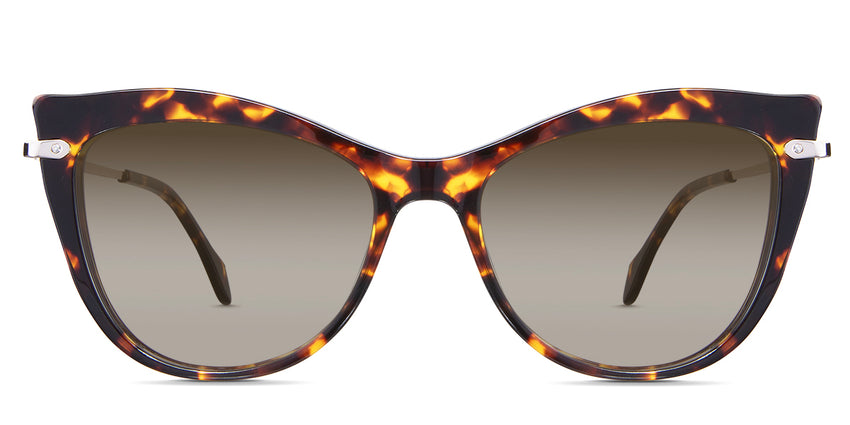 Susan Brown Sunglasses Gradient in the Tortoise variant - it's a full-rimmed frame with acetate built-in nose pads.