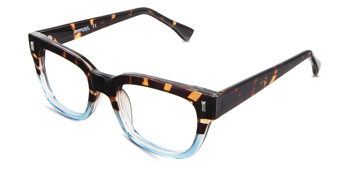 Urban eyeglasses in the dragonets variant - have a wide nose bridge.