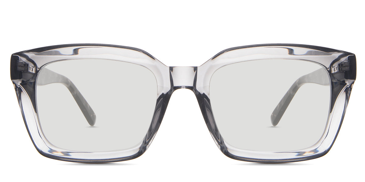 Willa black Standard Solid in the Andalusian variant - it's a square frame with a wide V-shaped nose bridge and a thick arm.
