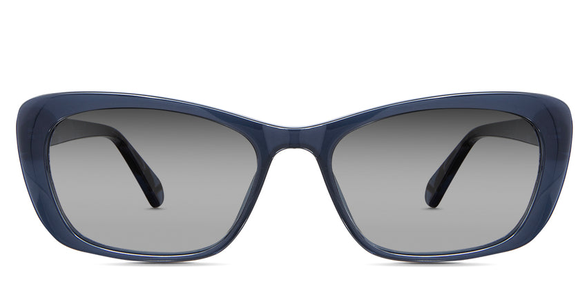 Wynter black Gradient in the Eryngo variant - is an acetate frame with a U-shaped nose bridge and a broad temple.