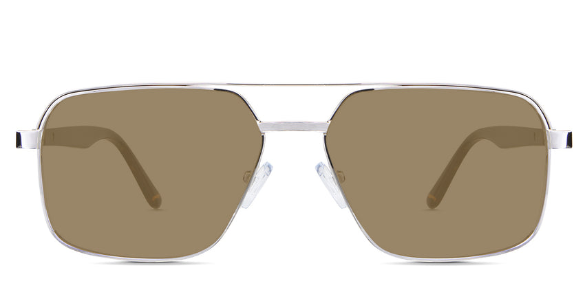 Xavier Beige Sunglasses Solid in the Baroque variant - it's a full-rimmed frame with adjustable nose pads.