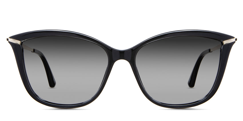 Yuki black tinted Gradient in the Lasius variant - is a full-rimmed frame with built-in nose pads, a metal arm, and an acetate tip.