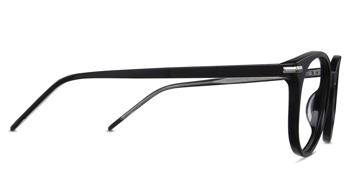 Sile acetate glasses in the cattle variant - have a thin temple arm with a thinner and pointed temple tip.