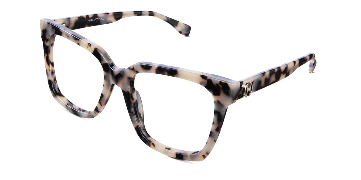 Tanu eyeglasses in sultry variant in tortoiseshell pattern - best for round face shape - good fit for working professionals